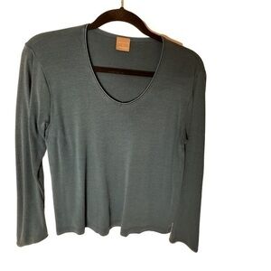 Partners Long sleeve v-neck shirt
